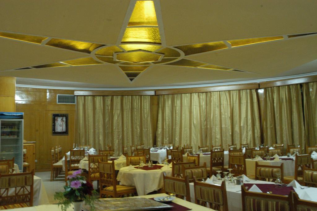 Nefertari Hotel Abu Simble 阿布辛贝 外观 照片