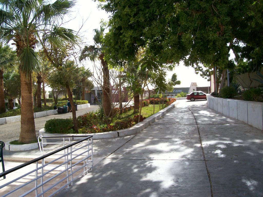 Nefertari Hotel Abu Simble 阿布辛贝 外观 照片